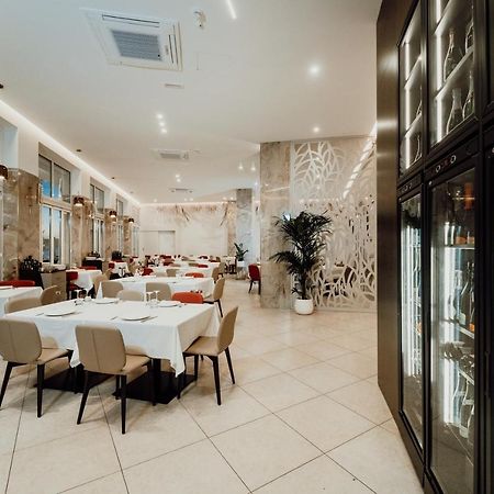 Hotel Falli Porto Cesareo Exterior foto
